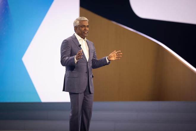 Thomas Kurian, director ejecutivo de Google Cloud: "No queremos que roben nuestra IA y la utilicen para lanzar ciberataques"
