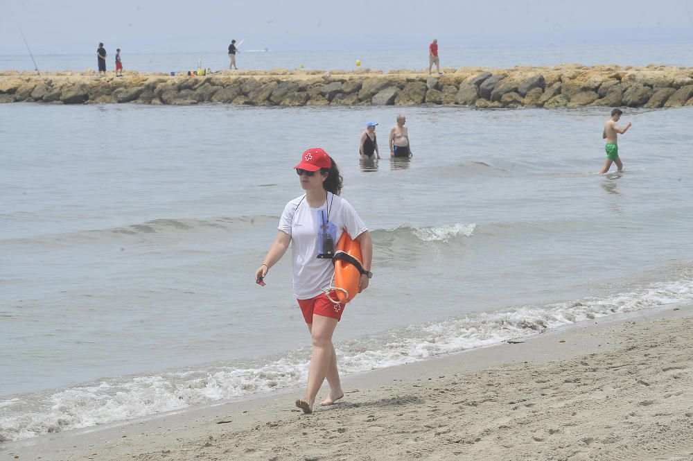 Inicio de la temporada alta en Santa Pola