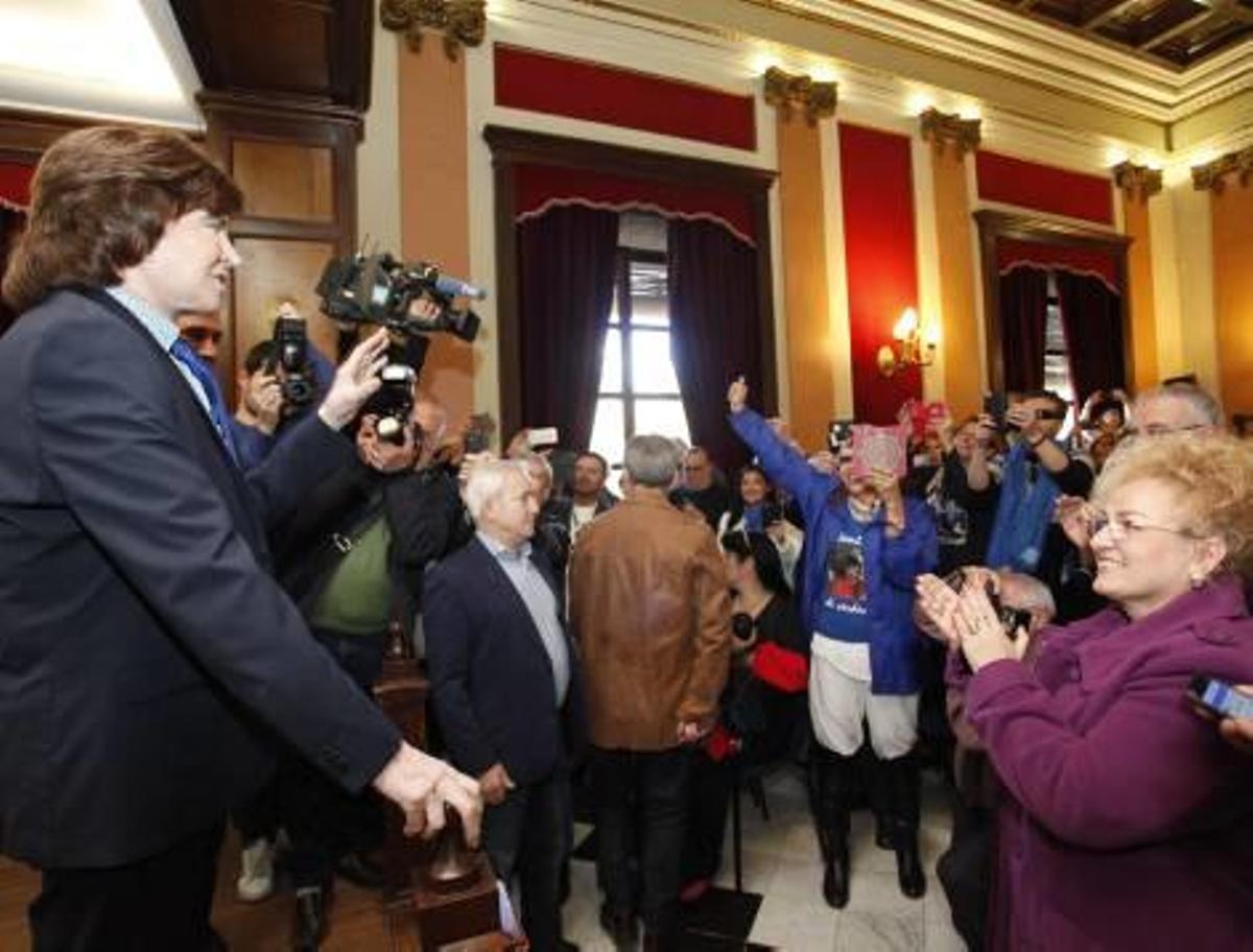 Camilo Sesto se va reconciliado con Alcoy