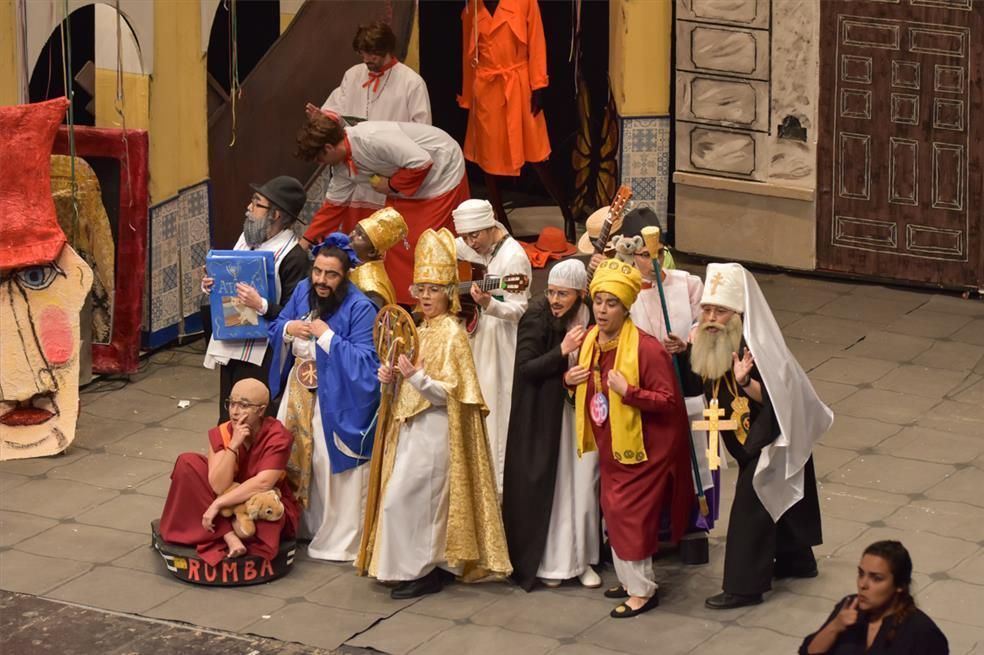 Segundo día del concurso de murgas del Carnaval de Badajoz