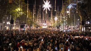 Encendido de las luces de Navidad en Passeig de Gràcia