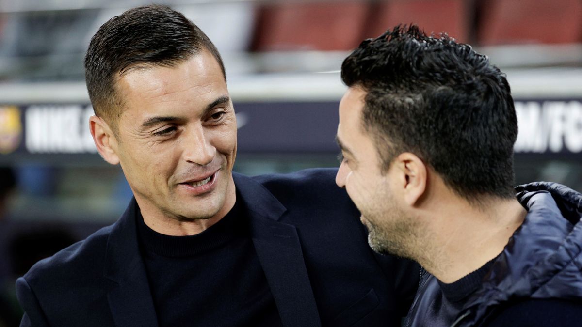 Xavi y Francisco, antes del partido entre Barça y Elche