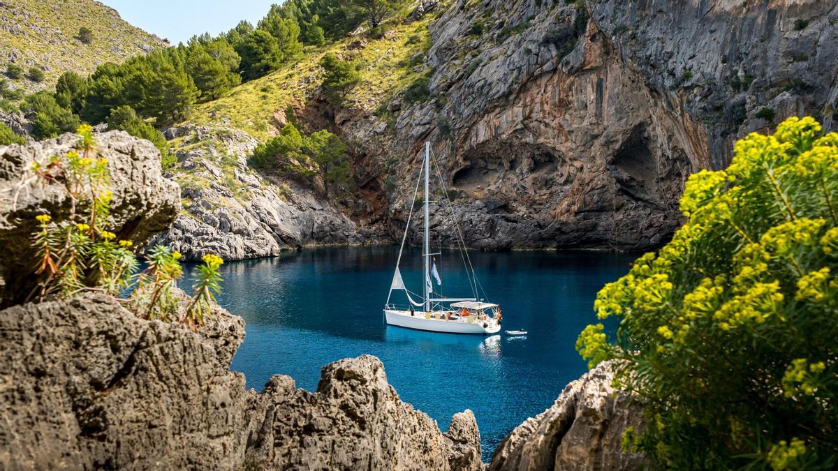 Descubre las calas secretas de la Serra de Tramuntana: joyas escondidas frente al mar en Mallorca