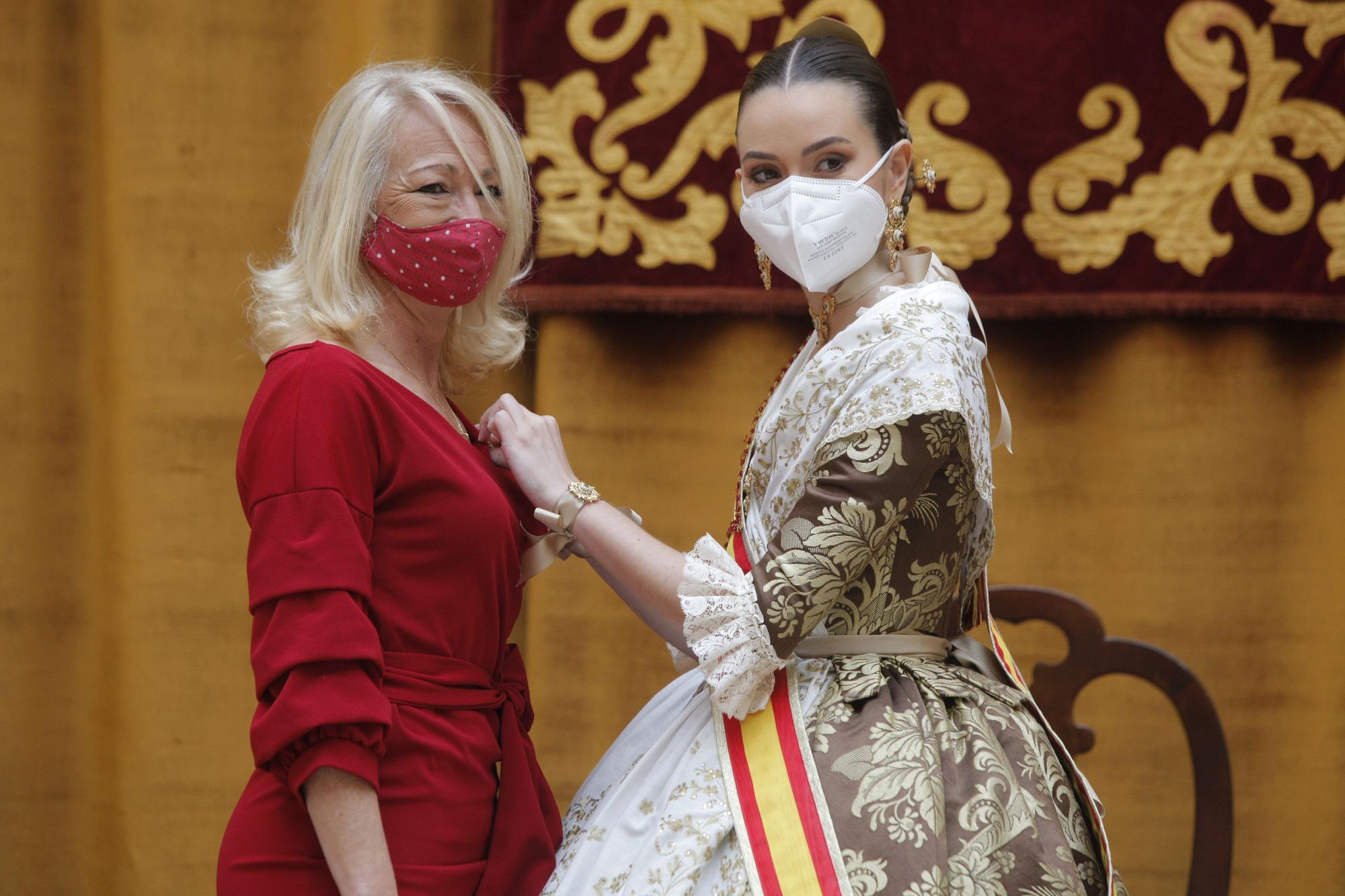 Las dos sesiones de homenaje de "brillants" en las fallas de Jesús