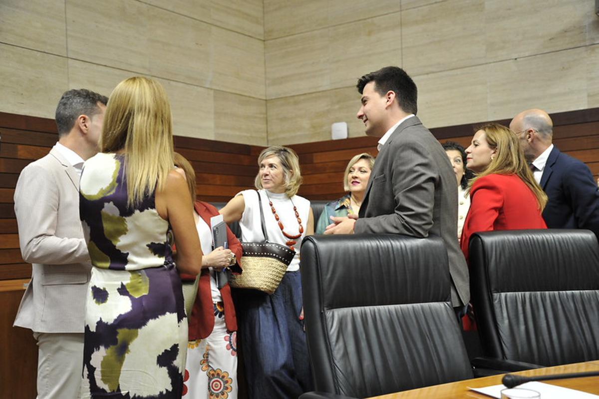 Fotogalería | Sesión plenaria en la Asamblea de Extremadura