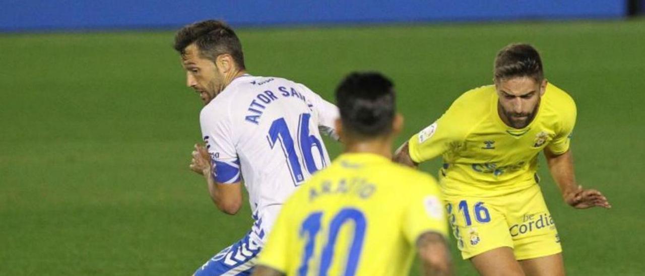 Aitor Sanz y Pejiño, en el último derbi jugado en el Heliodoro, el del 28 de marzo de 2021.