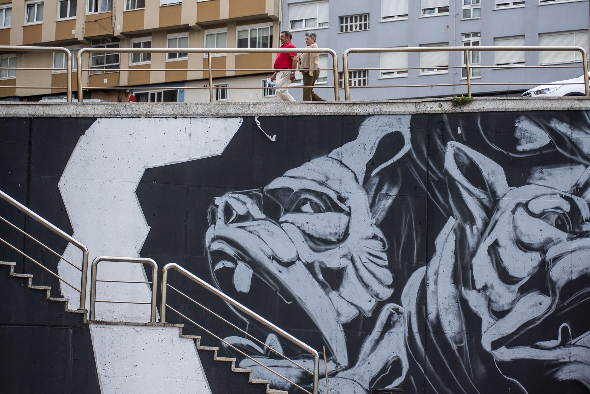 Un obra titánica en A Coruña del mejor muralista del mundo frente a una ensenada eterna