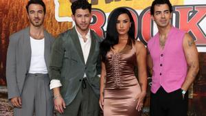 Demi Lovato i els Jonas Brothers es retroben a ‘Camp Rock’