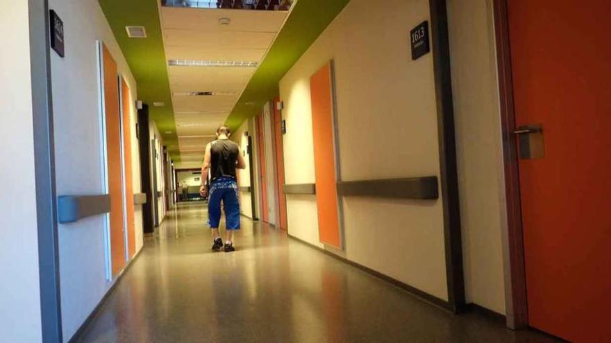 Sacyl cierra 55 camas en el Complejo Asistencial de Zamora, aunque neumología sigue abierta