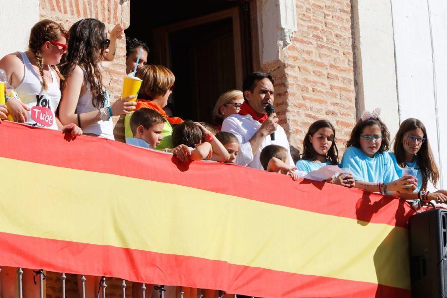 Las peñas inician las fiestas en Fuentesaúco