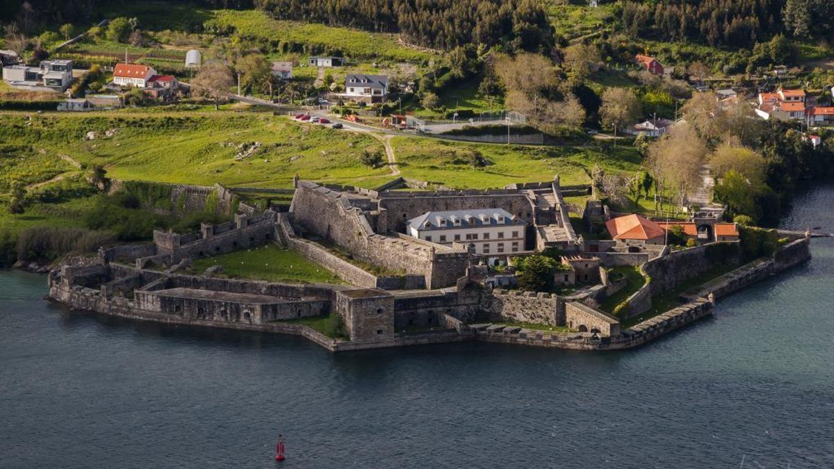 Vista aérea del Castillo de San Felipe, utilizado como cárcel franquista.