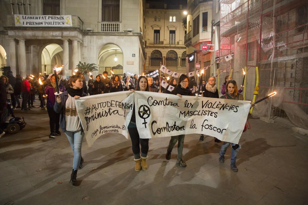 Marxa nocturna de torxes 'Combatem la foscor' el diumenge 24 a Figueres