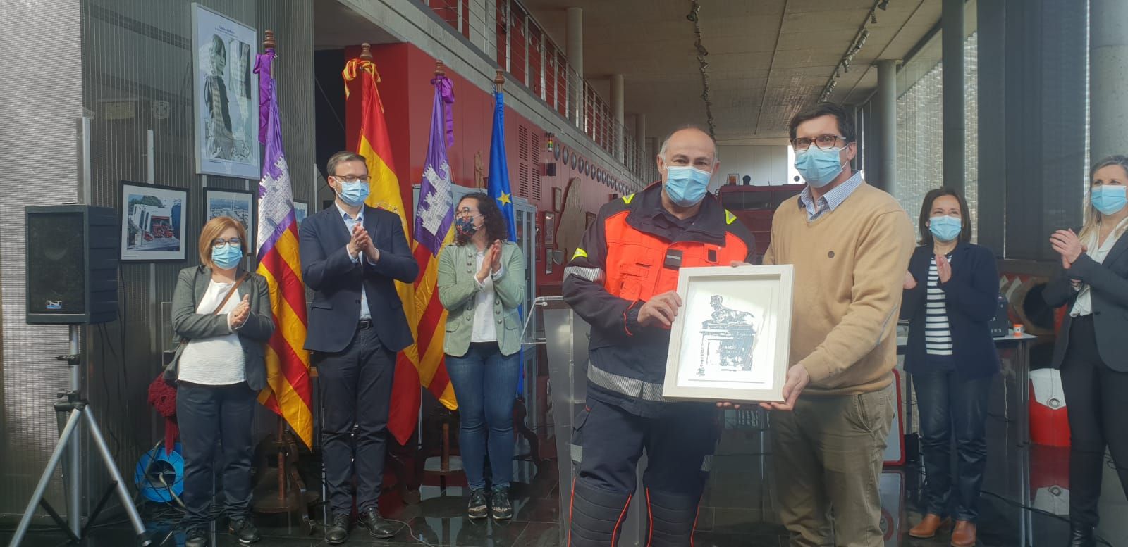 Los Bombers de Palma celebran su patrón en el parque Magdalena Rigo