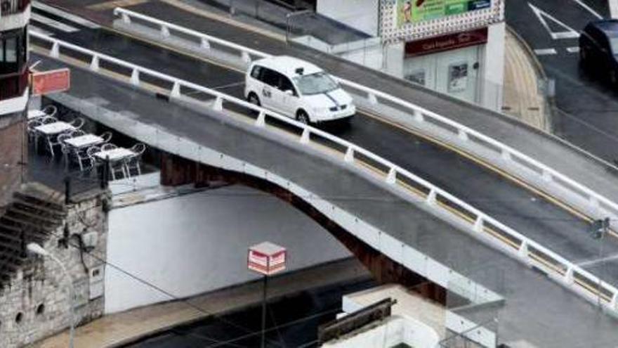 Imagen actual del puente de Emilio Ortuño de Benidorm.