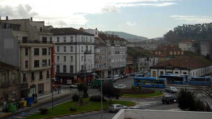 Vilagarcía recupera el monumento de la Perla de Arousa para decorar la  rotonda de O Cavadelo - Faro de Vigo