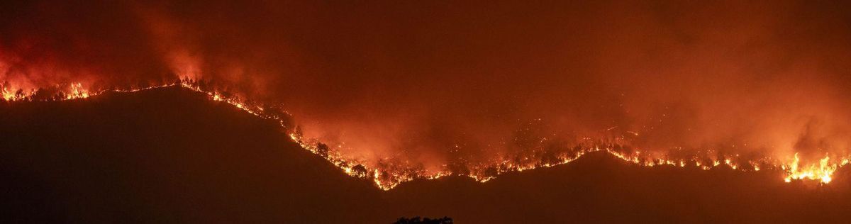 Els megaincendis treuen a la llum les carències per extingir-los