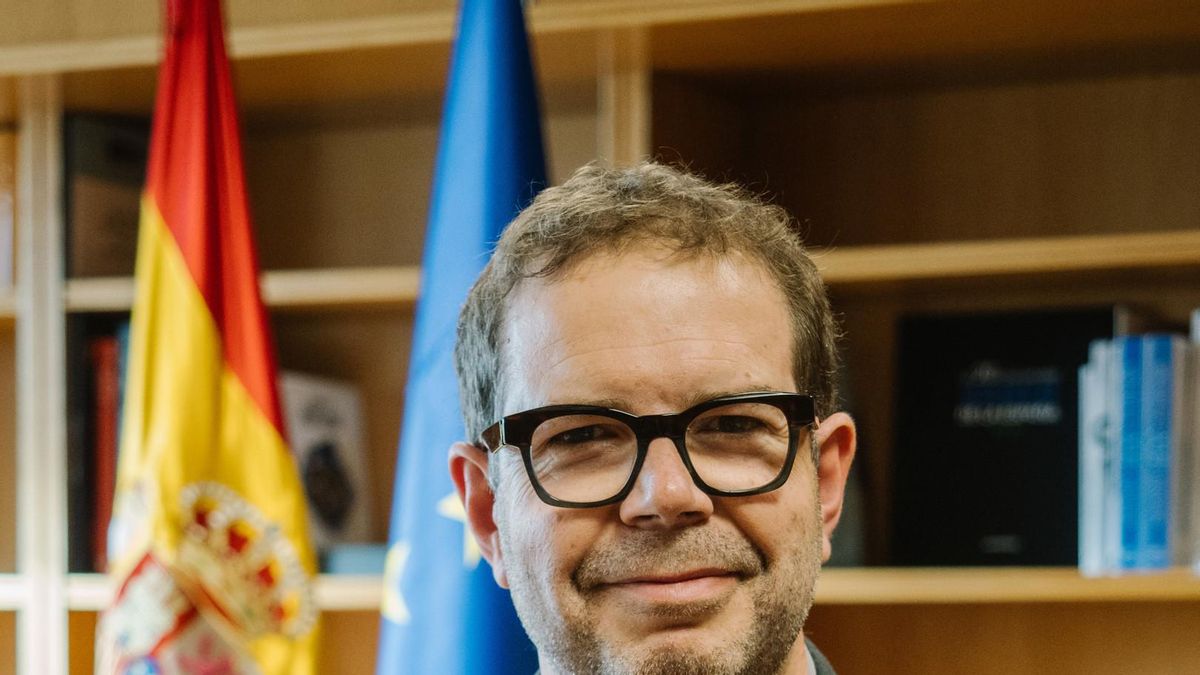 Jordi García Brustenga, Rebeca Torró'nun yerini Endüstri Sekreteri olarak