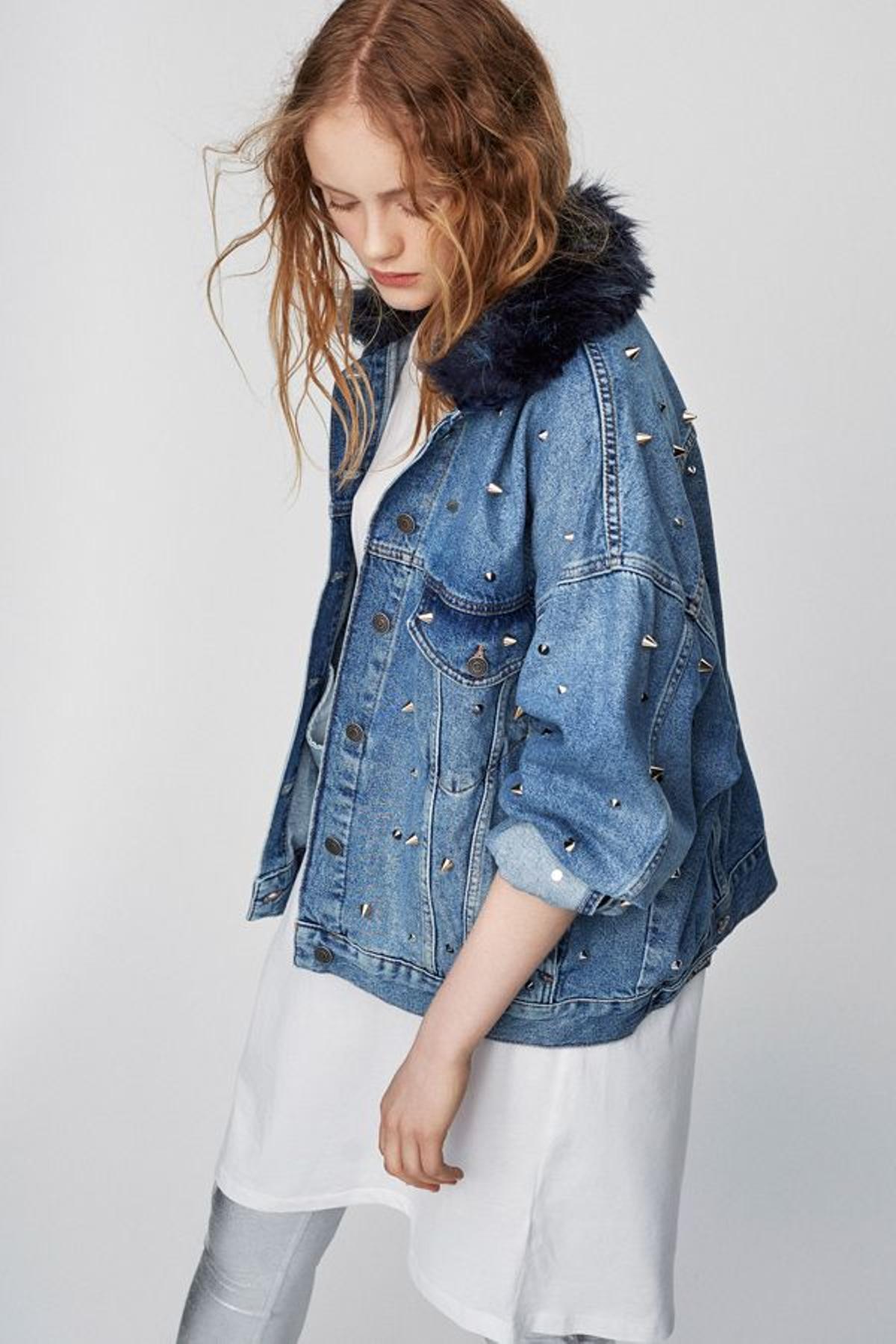 Chaquetas vaqueras: con tachuelas y pelo, de Pull &amp; Bear