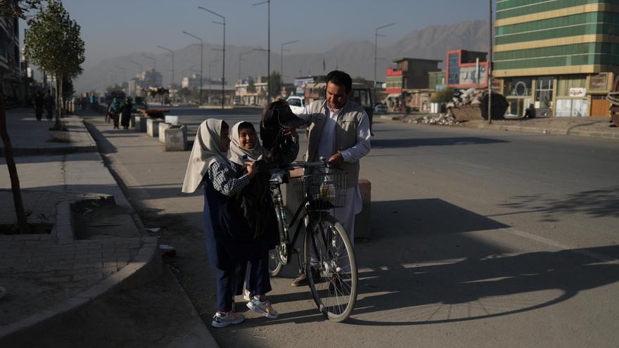 Los talibanes permitirán a las niñas volver al colegio &quot;pronto&quot;