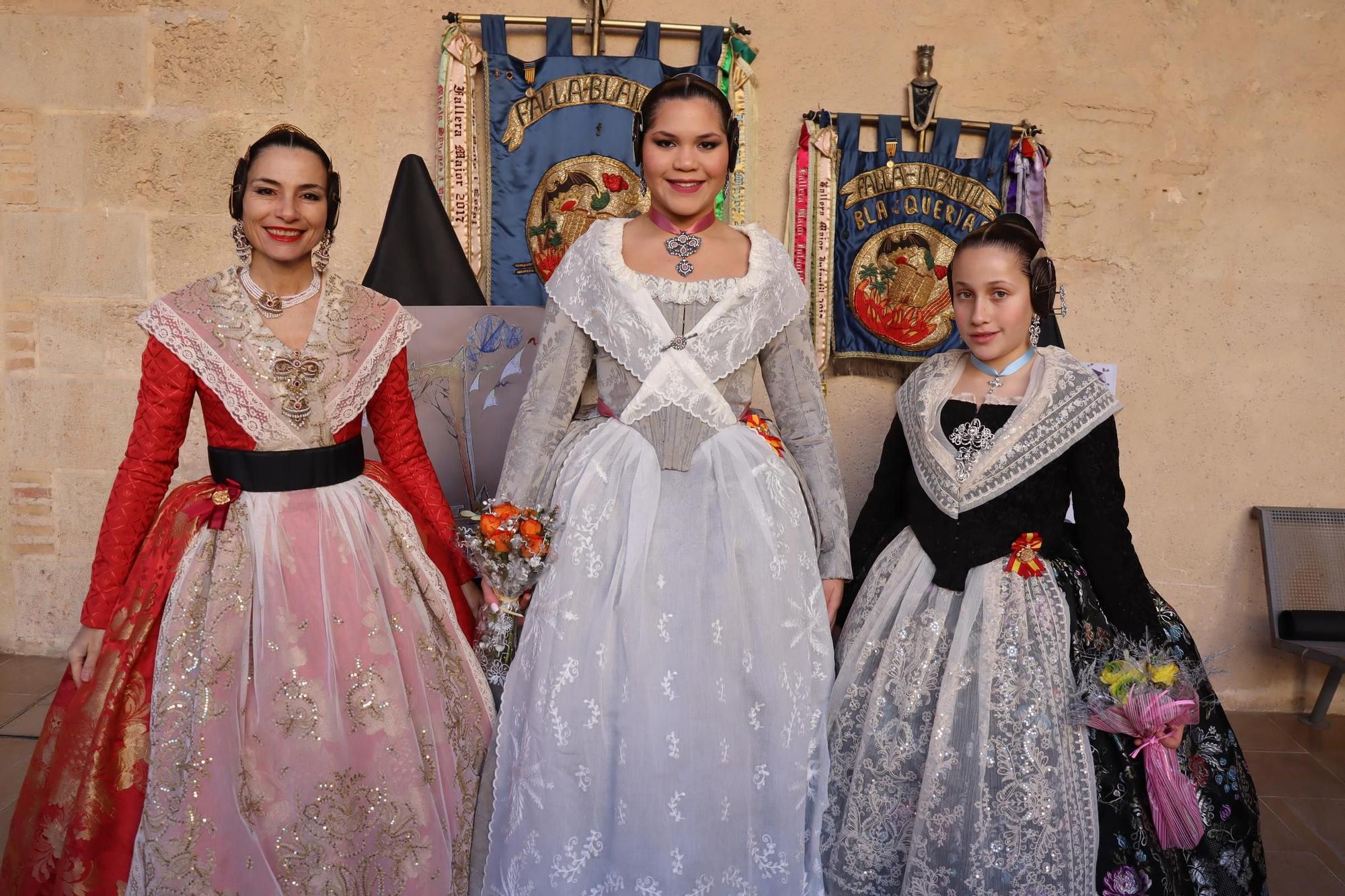 María Estela y la corte estrenan año con las Fallas del Carmen
