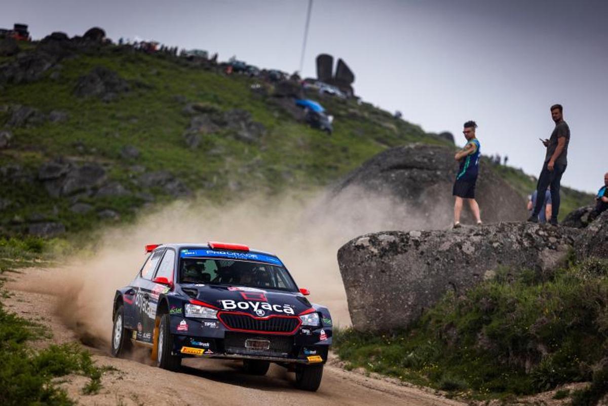 Villanueva y Murado, en su estreno en el rally de Portugal.