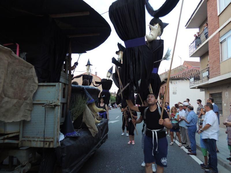 Fiestas en Zamora: Desfile en Camarzana de Tera