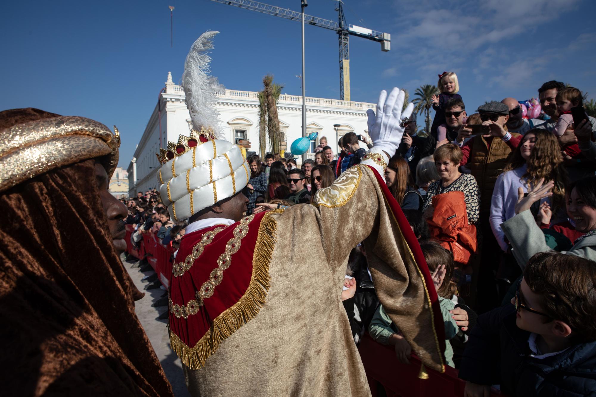 Los Reyes Magos desembarcan en Cartagena