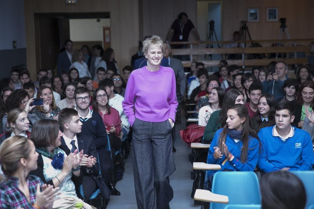 Premios Princesa de Asturias 2019: Siri Hustvedt mantiene un encuentro con estudiantes en Oviedo