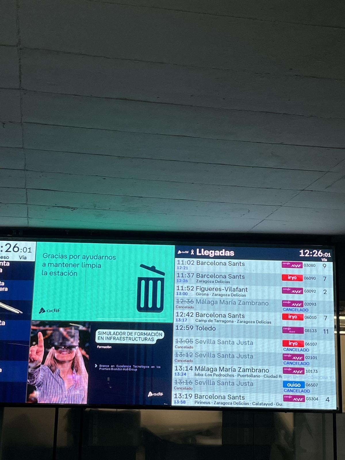 Trenes cancelados en las pantallas de la estación de tren Atocha.