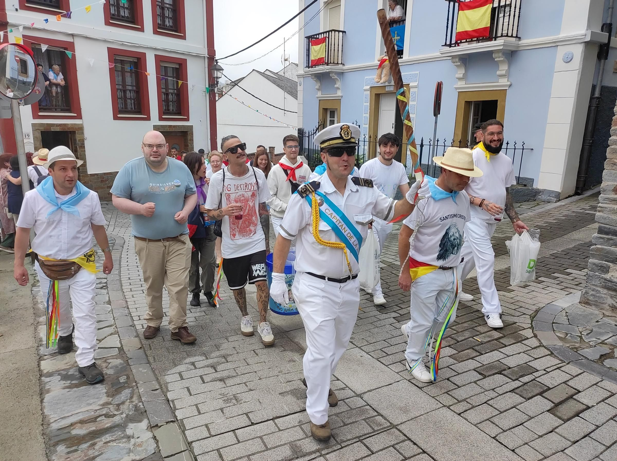 En imágenes: Así fue la salida de los romeros para celebrar la jira que cierra Las Telayas