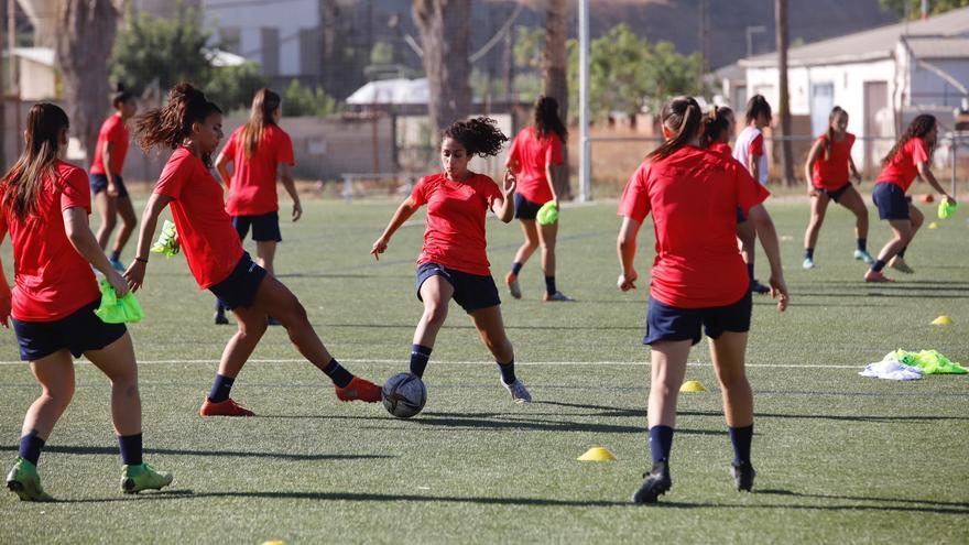 El Córdoba Femenino, al alza y con doble estreno ante el Espanyol