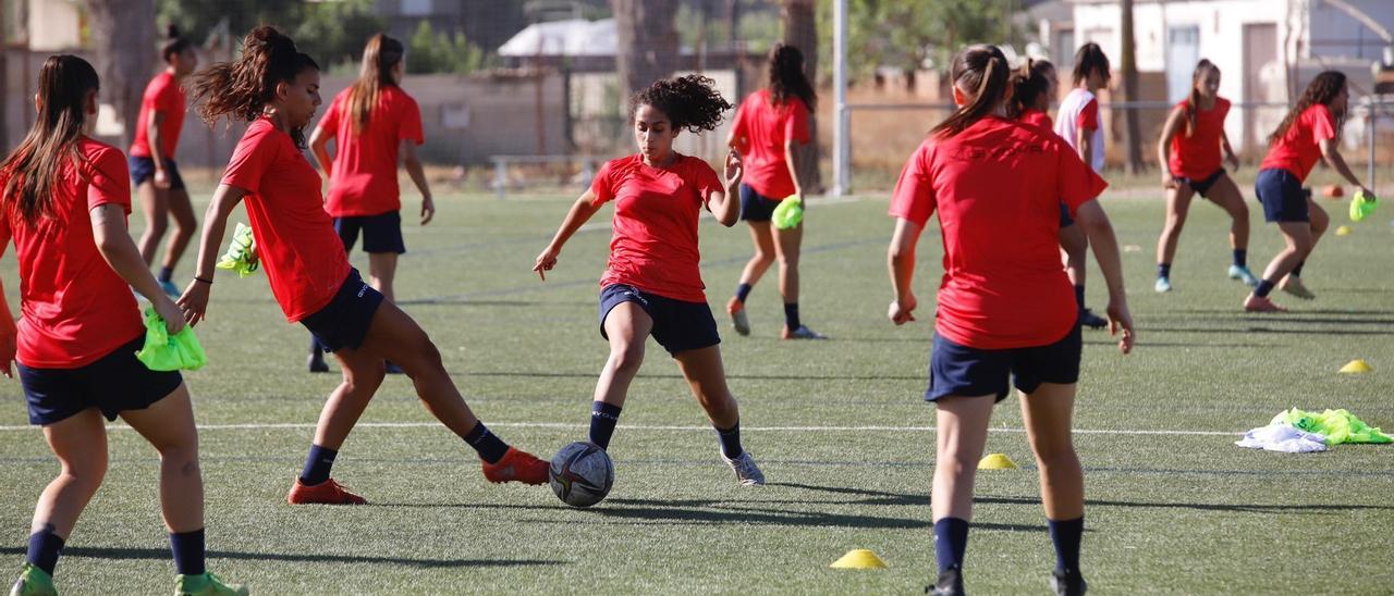 Lance de un entrenamiento del Córdoba Femenino en la Ciudad Deportiva.