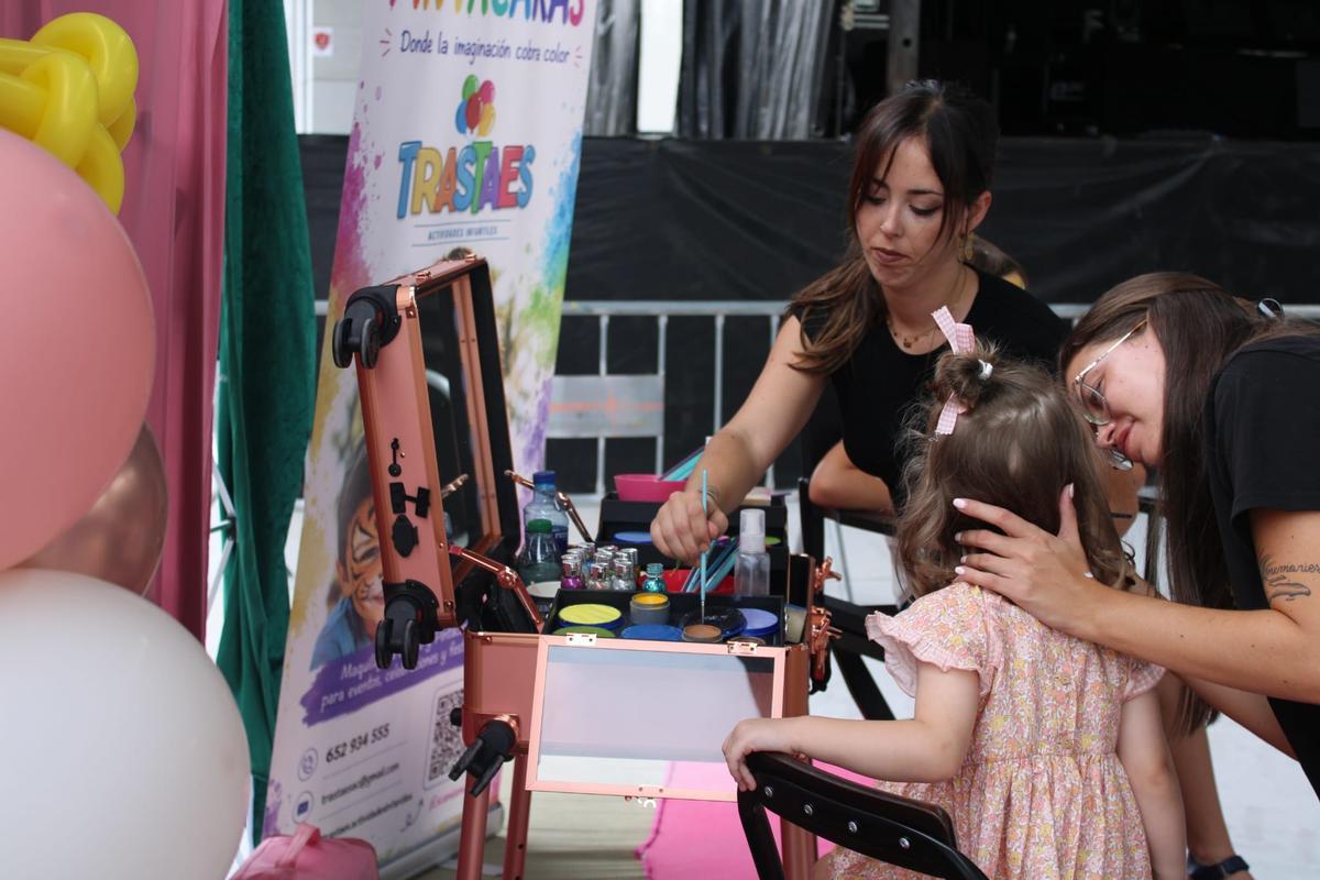 Actividad de pintacaras infantil.