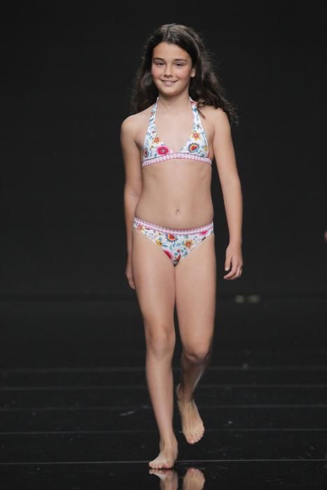 Gran Canaria Swimwear Fashion Week 2018  Desfile Banana Moon Kids - La  Provincia