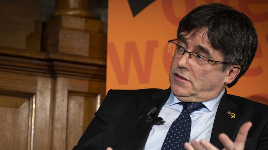 Rechazan por &quot;inviable&quot; que Puigdemont declare