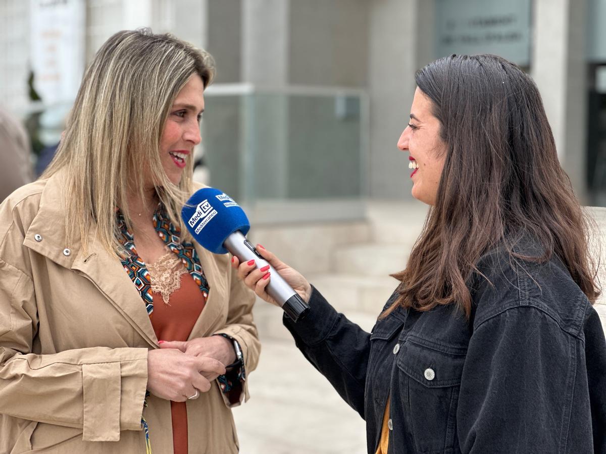 Marta Barrachina, alcaldesa de Vall d'Alba, en su entrevista con Medi TV.