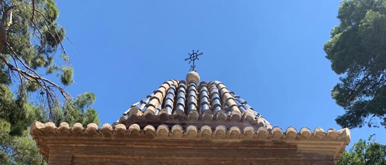 Firma de la cesión de la ermita.