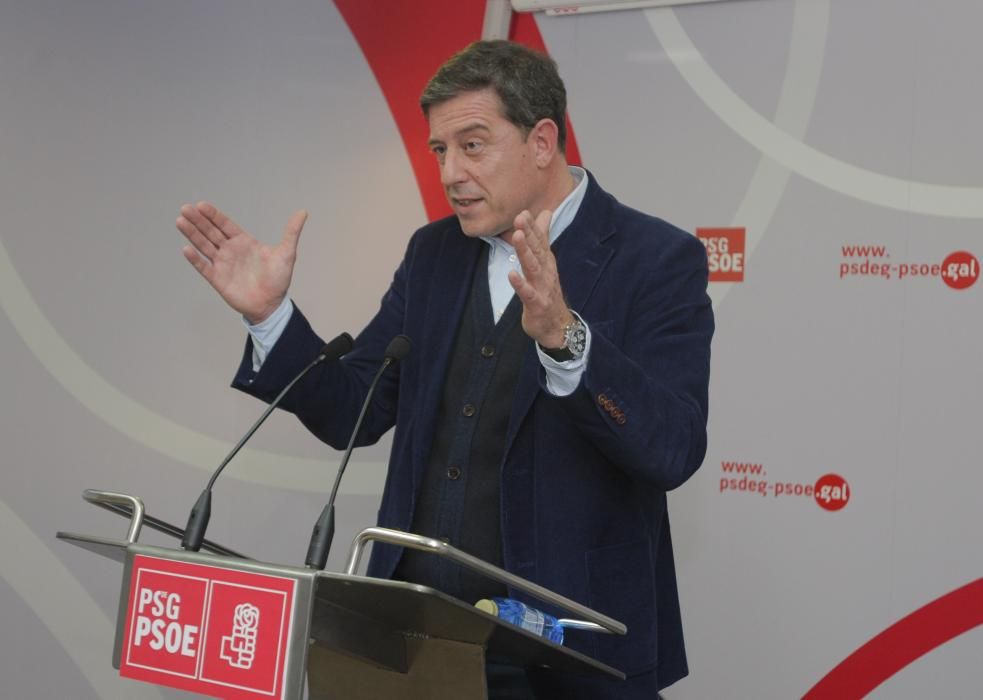 Besteiro renuncia a ser candidato a la Xunta