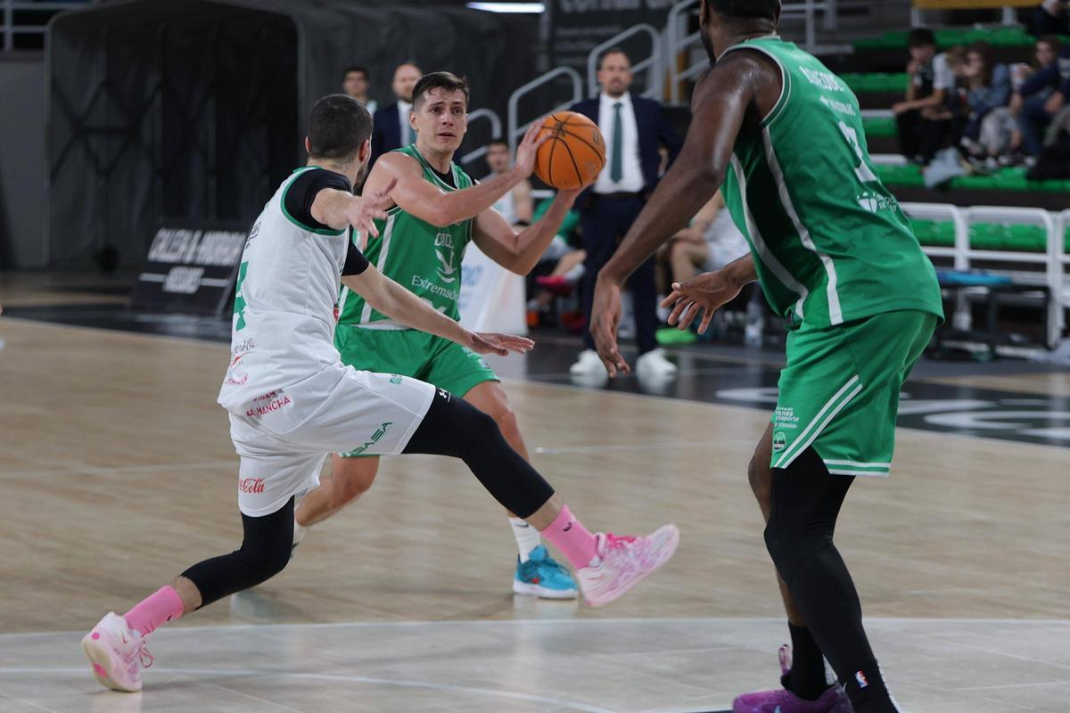 Fotogalería | Las imágenes del Cáceres - Toledo