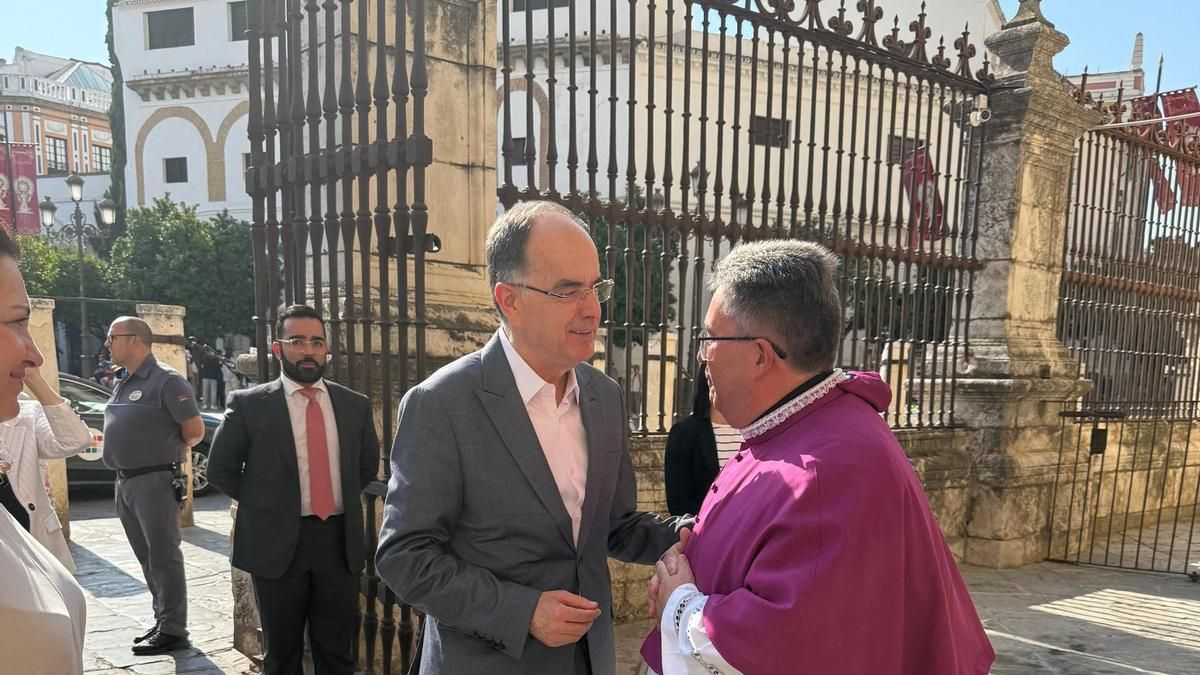 Marcelino Manzano recibe al presidente de Albania, Bajram Begaj.