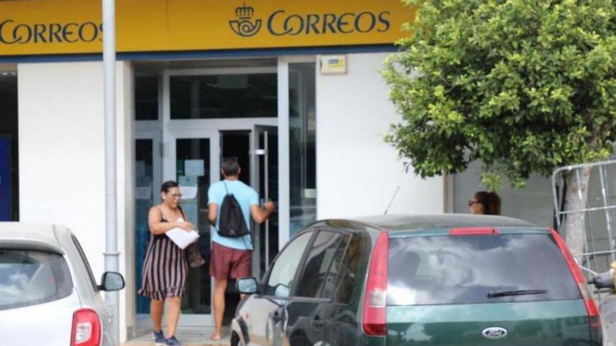 La oficina de Correos en Formentera, cerrada de nuevo por las tardes