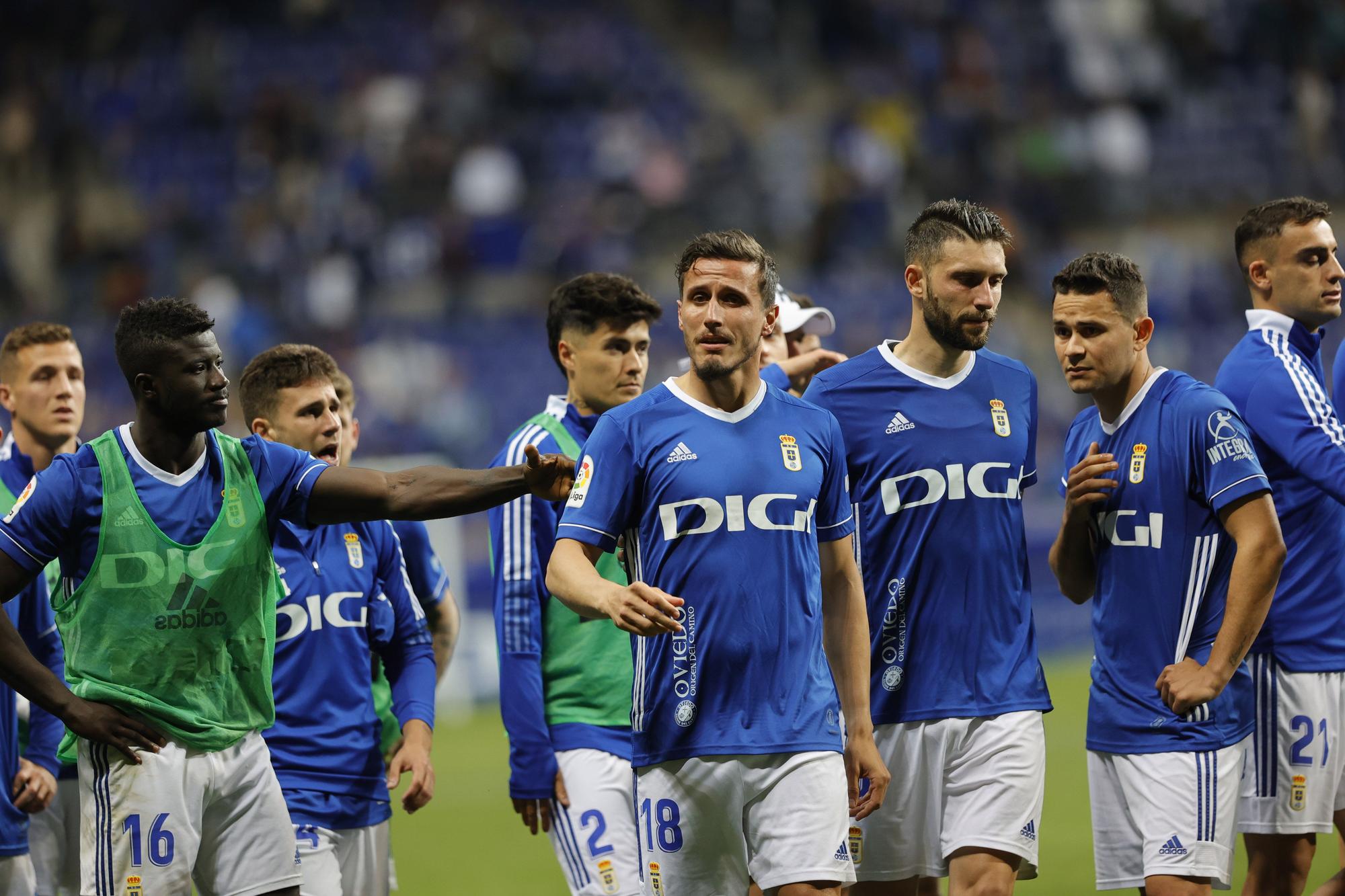 El partido del Oviedo ante el Ibiza, en imágenes