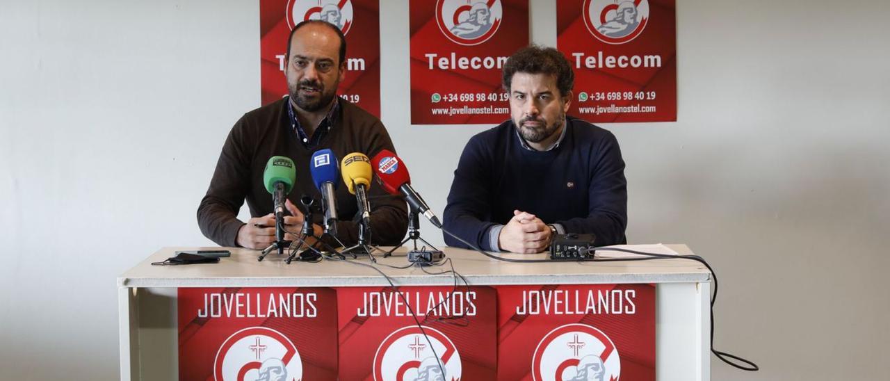 Abraham San José y Juan de Álvaro, en la presentación de Jovellanos Telecom. | Marcos León