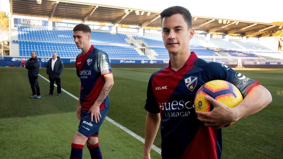 Presentación de Juanpi con el Huesca