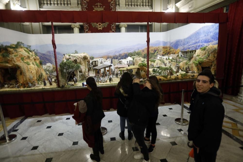 Así es el belén del Salón de Cristal del Ayuntamiento