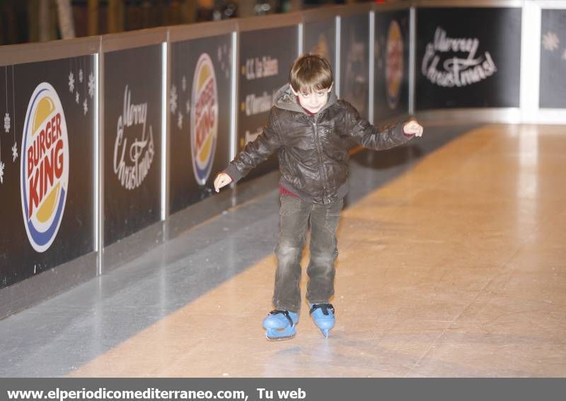 Galería de fotos --  Castellón sobre hielo en Navidad