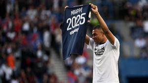 ¡Mbappé 2025! Así fue el anuncio oficial del PSG