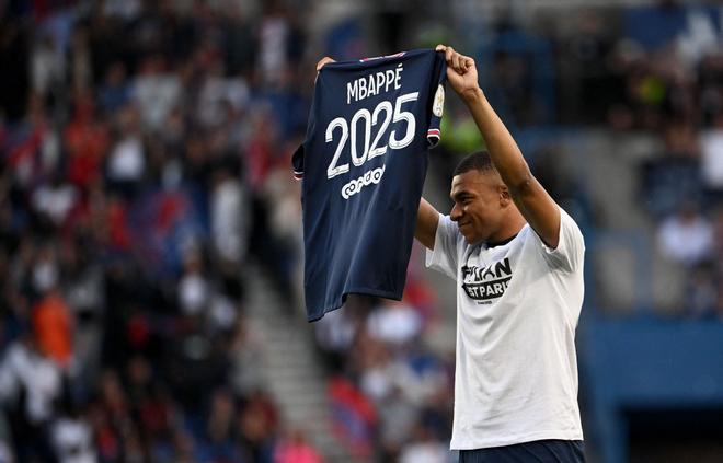 ¡Mbappé 2025! Así fue el anuncio oficial del PSG