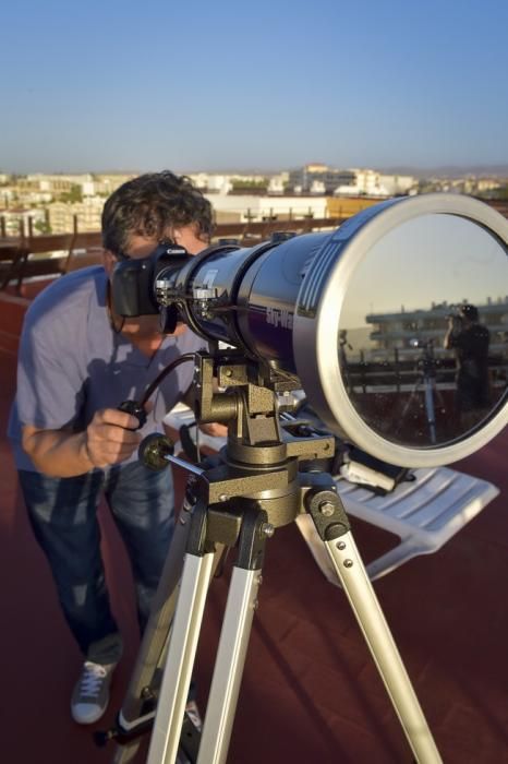 Observación del eclipse con "los cazadores de ...