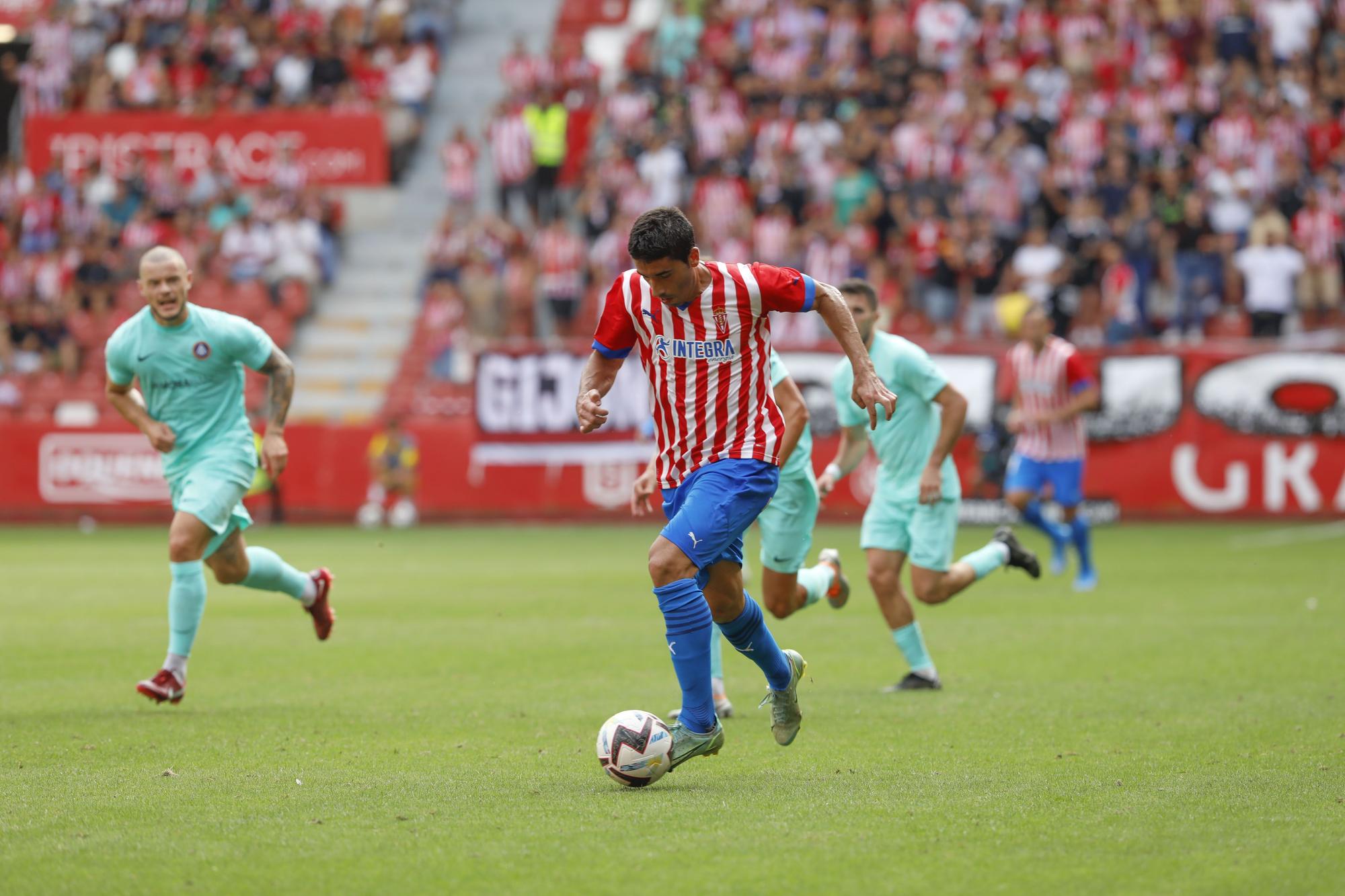 En imágenes: El Sporting se divierte ante el Andorra